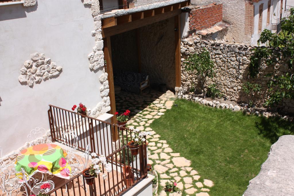 Casa De Laura Pension Aldeasona Buitenkant foto